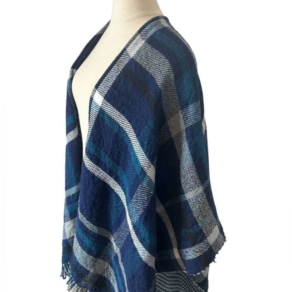 Steve Madden Blue Turquoise Reversible Plaid Houndstooth Shawl Scarf Wrap - Picture 4 of 13